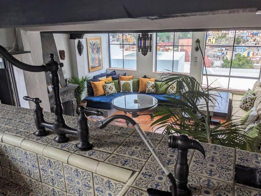 Experience Guanajuato's Magic From Casa Mirador! * Guanajuato